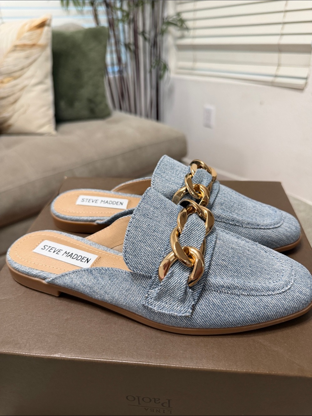 Steve Madden Light Blue Denim Mules with Gold Chain